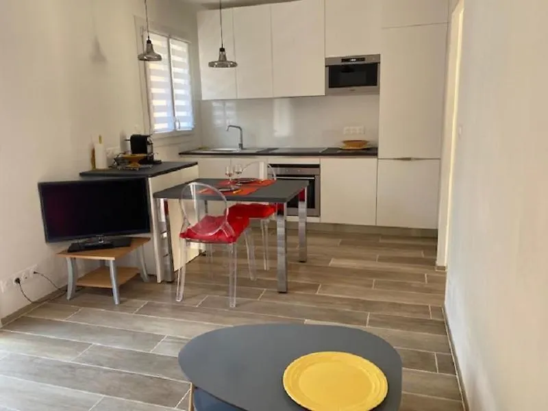 Holiday home Marycel T2 Avec Terrasse Wifi Clim Et Garage Villa Bandol