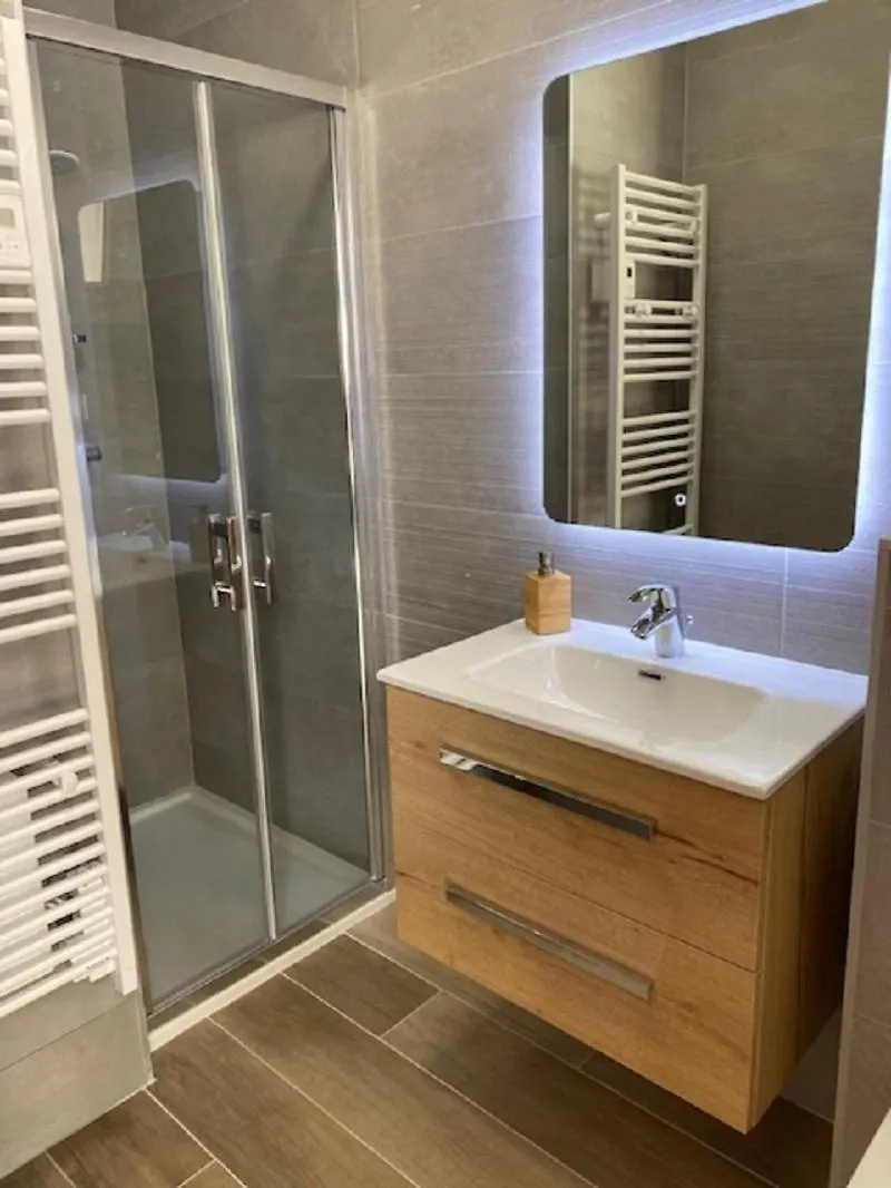 Marycel T2 Avec Terrasse Wifi Clim Et Garage Villa Bandol 0*,  France